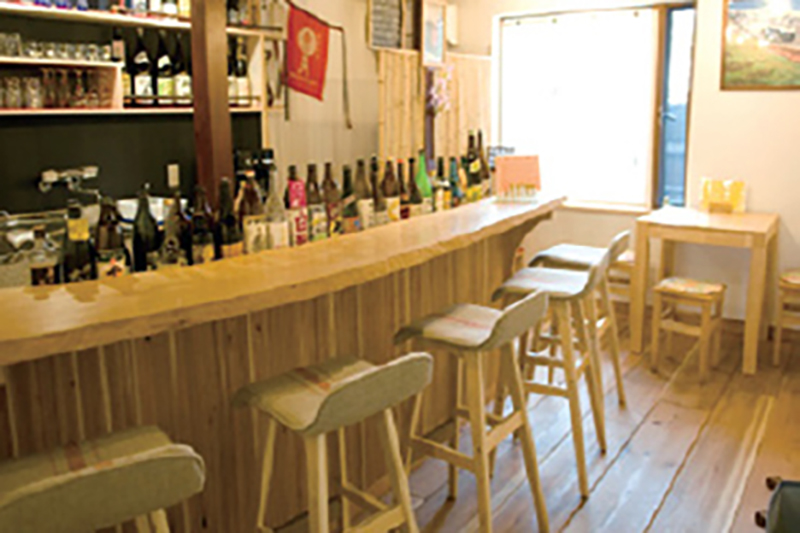 本格薩摩焼酎 ばぁ＆かふぇ　おやっとさあ